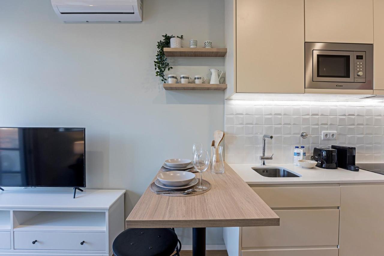 31 Janeiro 157 - Charming 1Br Flat W/ Ac & Balcony By Lovelystay Порто Екстериор снимка