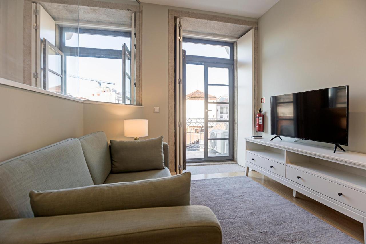 31 Janeiro 157 - Charming 1Br Flat W/ Ac & Balcony By Lovelystay Порто Екстериор снимка