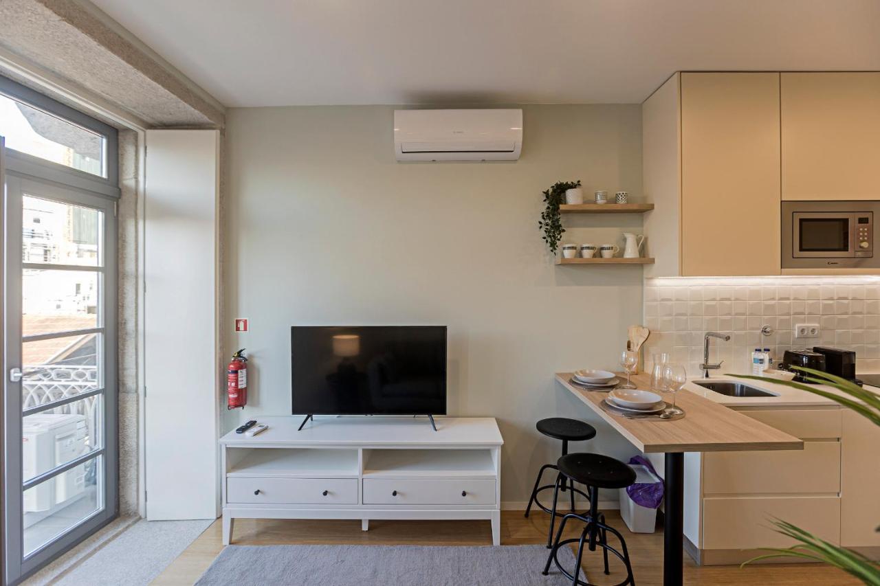 31 Janeiro 157 - Charming 1Br Flat W/ Ac & Balcony By Lovelystay Порто Екстериор снимка