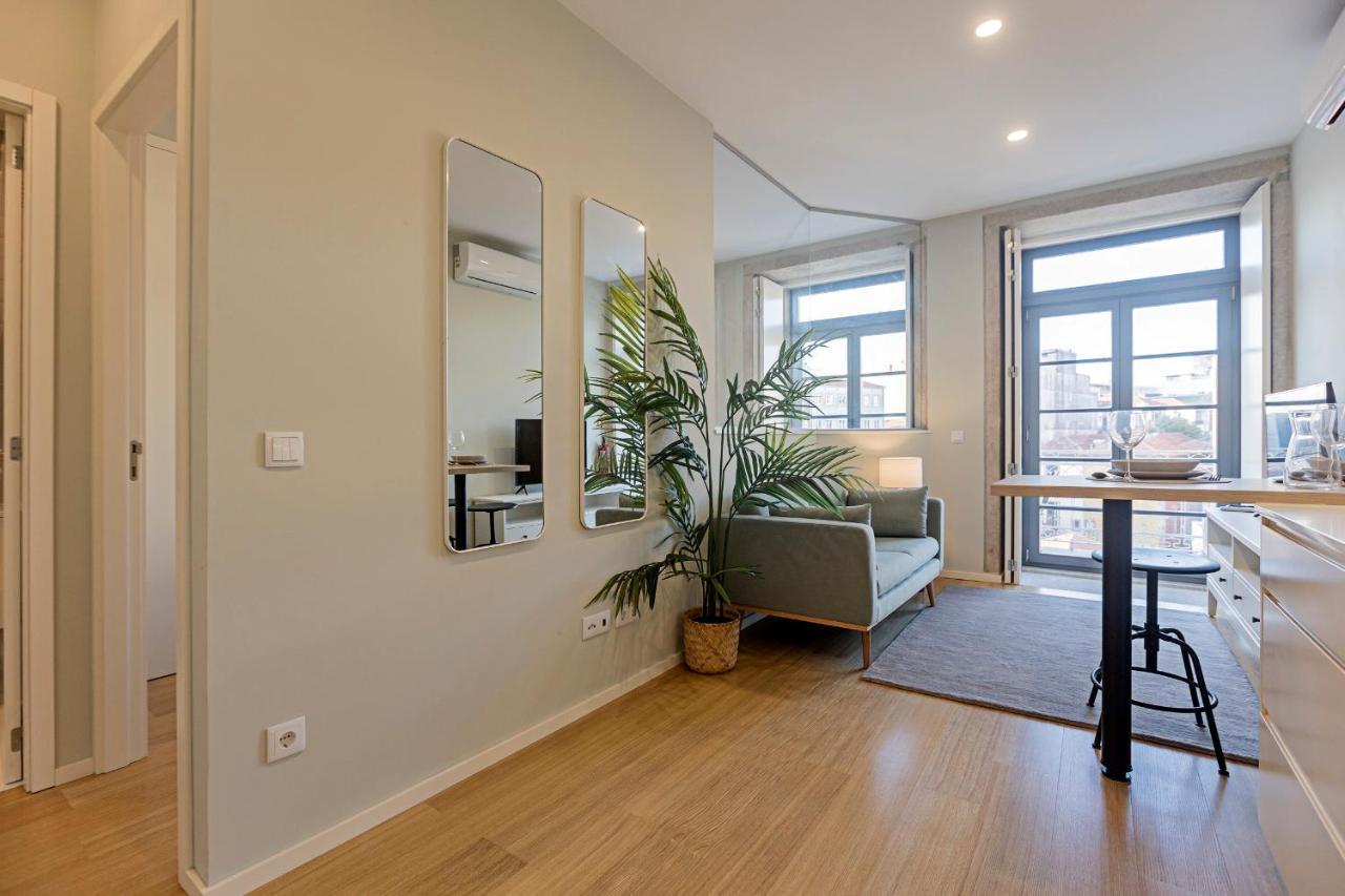 31 Janeiro 157 - Charming 1Br Flat W/ Ac & Balcony By Lovelystay Порто Екстериор снимка
