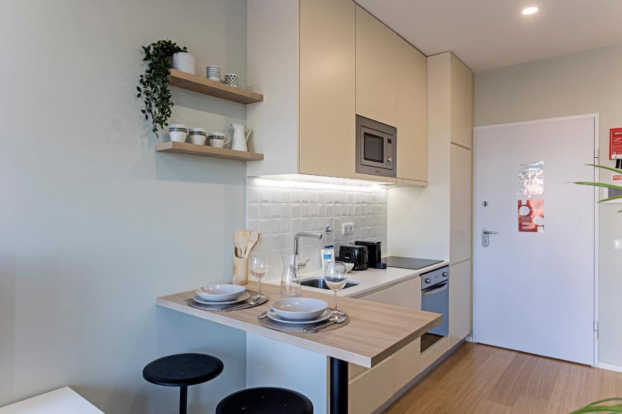 31 Janeiro 157 - Charming 1Br Flat W/ Ac & Balcony By Lovelystay Порто Екстериор снимка